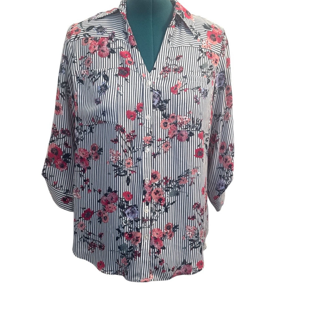 Iz Byer White Navy Button Down Flora Blouse - Size L - Like New